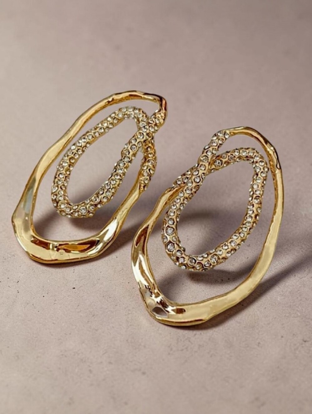 ▪️Oval inlaid rhinestone earrings; unbranded; nwot - Picture 4 of 6